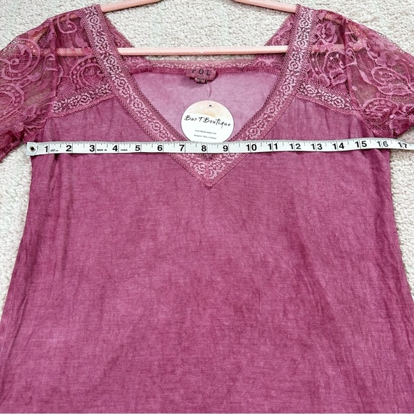 NWT POL Stonewash Lace V-Neck Tee Shirt Top Size Small Elevated Basic Dusty Rose - Picture 7 of 10